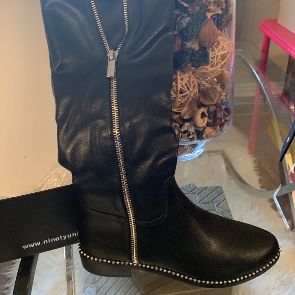 Women black calf boots